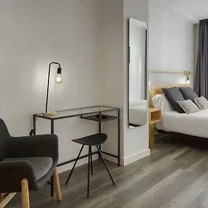 Arriazu 2*, Pamplona Spain